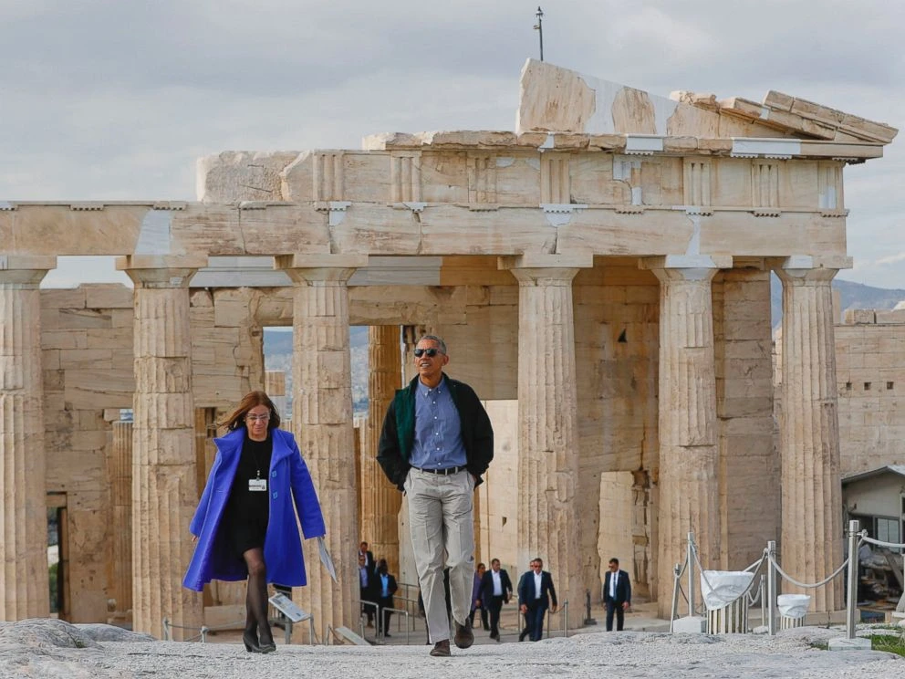 Tổng thống Obama thăm thành cổ Hy Lạp ngày 15-11 trước khi đến Đức.