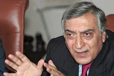 Cựu Ngoại trưởng Ấn Độ Kanwal Sibal hoan nghênh các chính sách của Mỹ kiềm chế Trung Quốc. 