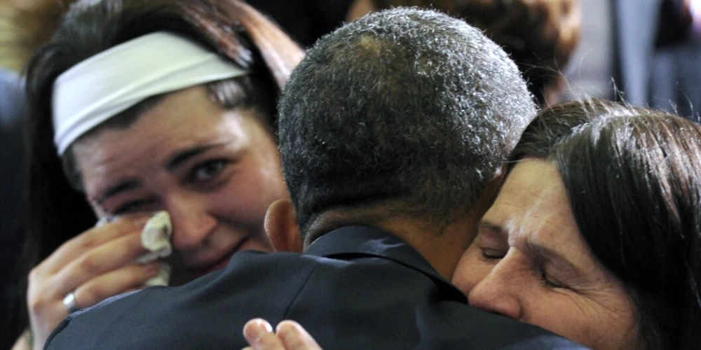Gặp gỡ người thân nạn nhân là ngày tổng thống khó khăn nhất của ông Obama