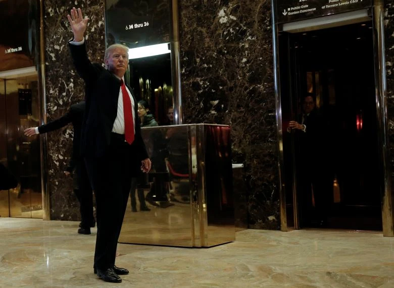 Tổng thống đắc cử Mỹ Donald Trump tại cao ốc Trump Tower ngày 13-1. Ảnh: REUTERS