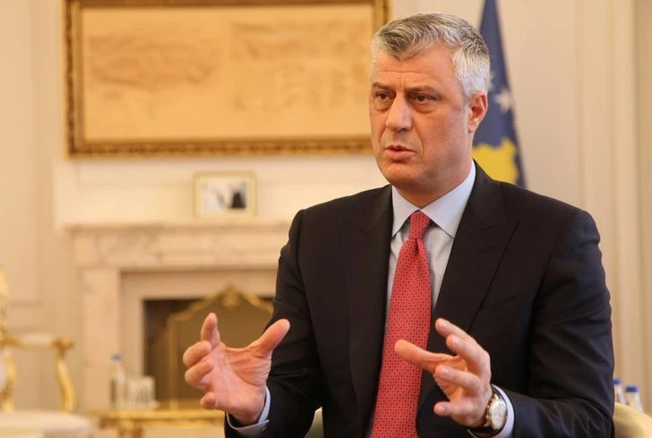 Lãnh đạo Kosovo Hashim Thaci trong một cuộc trả lời phỏng vấn Reuters tại Pristina (Kosovo) ngày 16-1. Ảnh: REUTERS