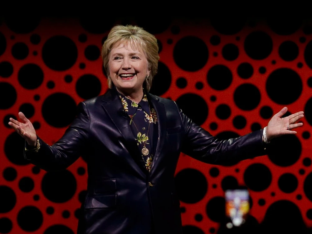 Bà Hillary Clinton phát biểu tại San Francisco, California (Mỹ) ngày 28-3. Ảnh: AP