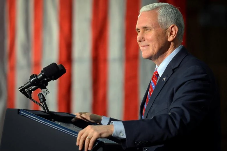 Phó Tổng thống Mỹ Mike Pence đang tích cực vận động các nghị sĩ Cộng hòa cứu vãn dự luật bảo hiểm y tế của chính phủ Trump hòng thay thế Obamacare. Ảnh: REUTERS