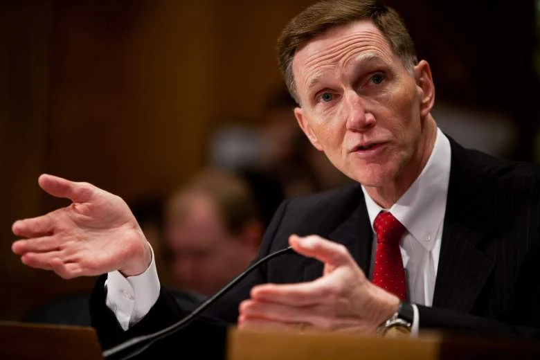 Cựu Phó Giám đốc FBI James Pistole là ứng viên tiềm năng nhất. Ảnh: HEAVY