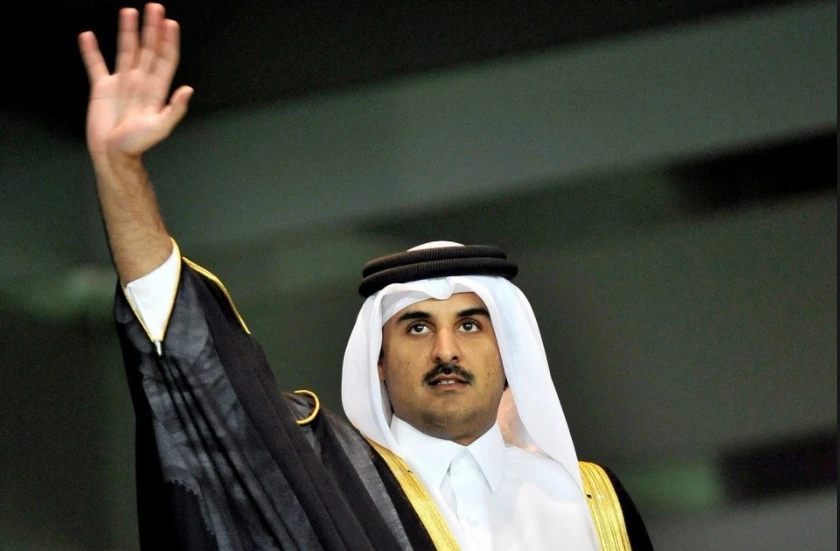 Tiểu vương Tamim Bin Hamad Al Thani theo đường lối độc lập của cha bất chấp áp lực từ các láng giềng. Ảnh: THE NATIONAL