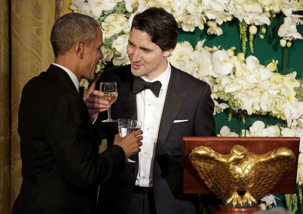 Tổng thống Obama (trái) mời tiệc Thủ tướng Trudeau tại Nhà Trắng tháng 3-2016. Ảnh: NBC NEWS
