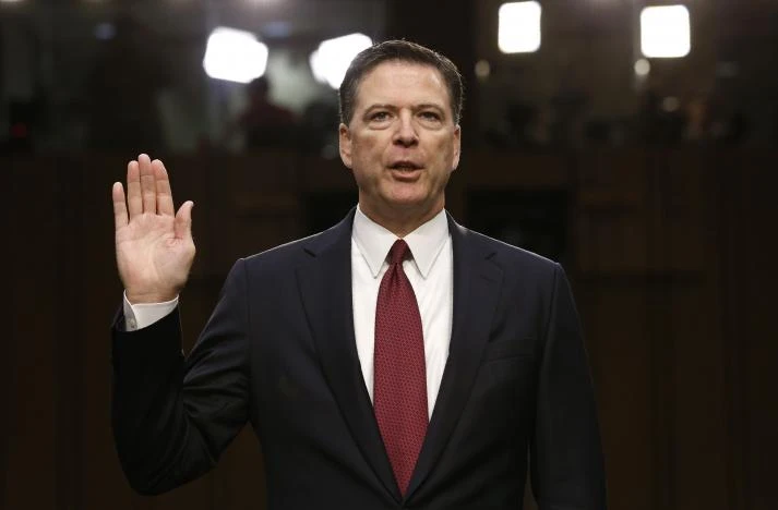 Giám đốc FBI tuyên thệ trước cuộc điều trần trước Ủy ban Tình báo Thượng viện Mỹ ngày 8-6. Ảnh: REUTERS