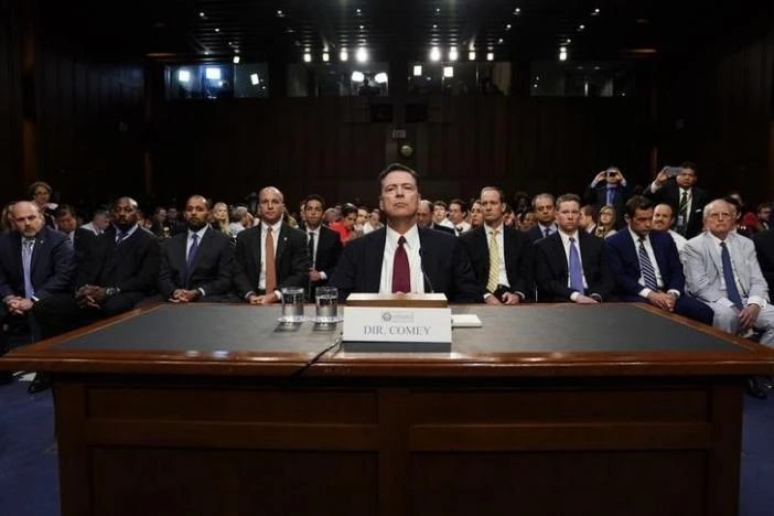 Cựu Giám đốc FBI Comey điều trần trước Ủy ban Tình báo Thượng viện ngày 8-6. Ảnh: REUTERS