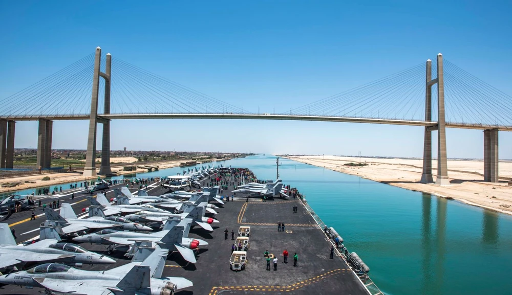 Siêu tàu sân bay USS George H.W. Bush sẽ đến Israel trong 4 ngày. Ảnh: US NAVY