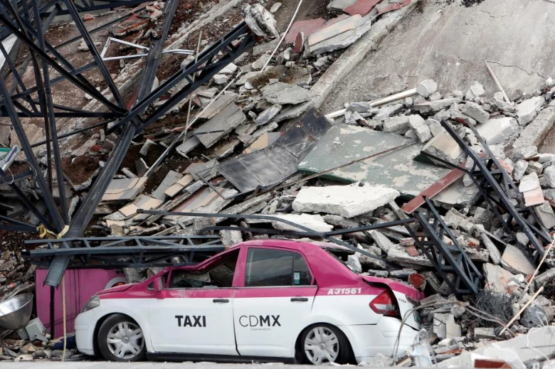 Hiện trường động đất. Ảnh: REUTERS