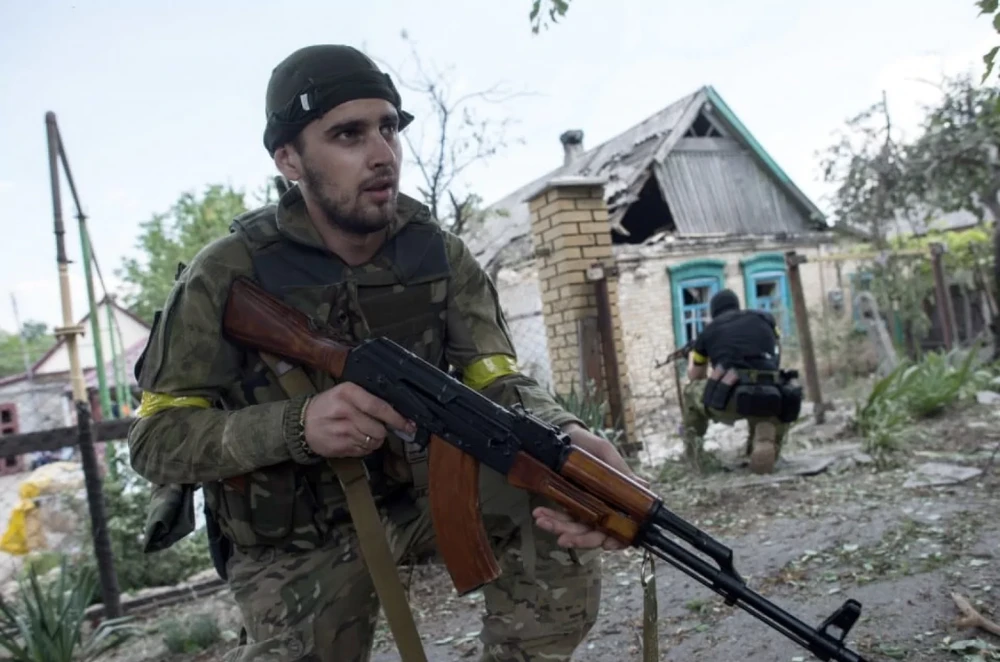 Binh sĩ Ukraine tại vùng Donetsk, đông Ukraine. Ảnh: AP