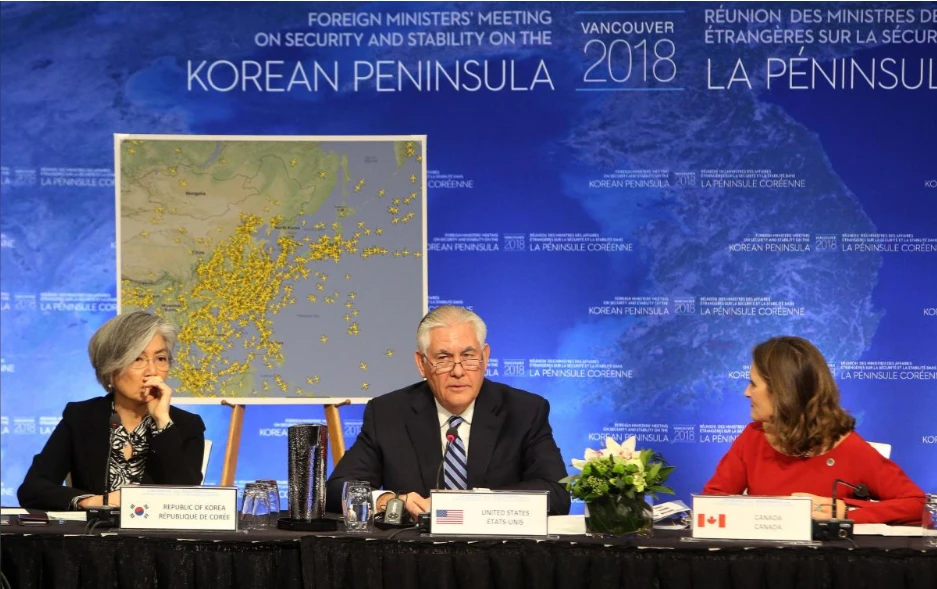 (Từ trái qua): Các Ngoại trưởng Hàn Quốc Kang Kyung-wha, Mỹ Rex Tillerson, Canada Chrystia Freeland tại hội nghị về Triều Tiên ở Vancouver (Canada) ngày 16-1. Ảnh: REUTERS