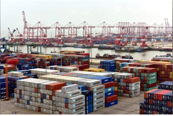 Hàng hóa ở cảng Quảng Châu, tỉnh Quảng Đông (Trung Quốc). Ảnh: REUTERS