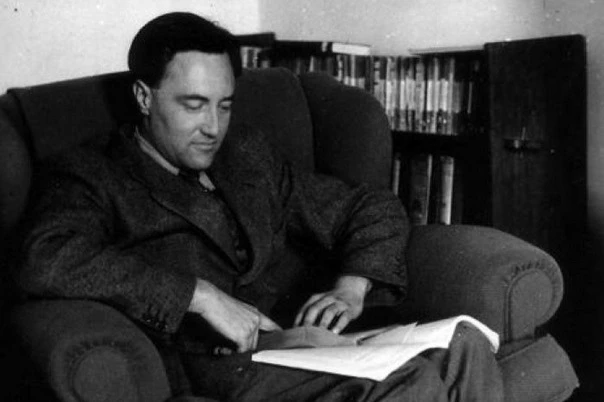 Nhà khoa học David Goodall hăng say với công việc thập niên 1950. Ảnh: EPA