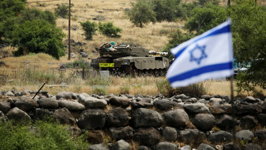 Xe tăng Israel ở Cao nguyên Golan. Ảnh: REUTERS