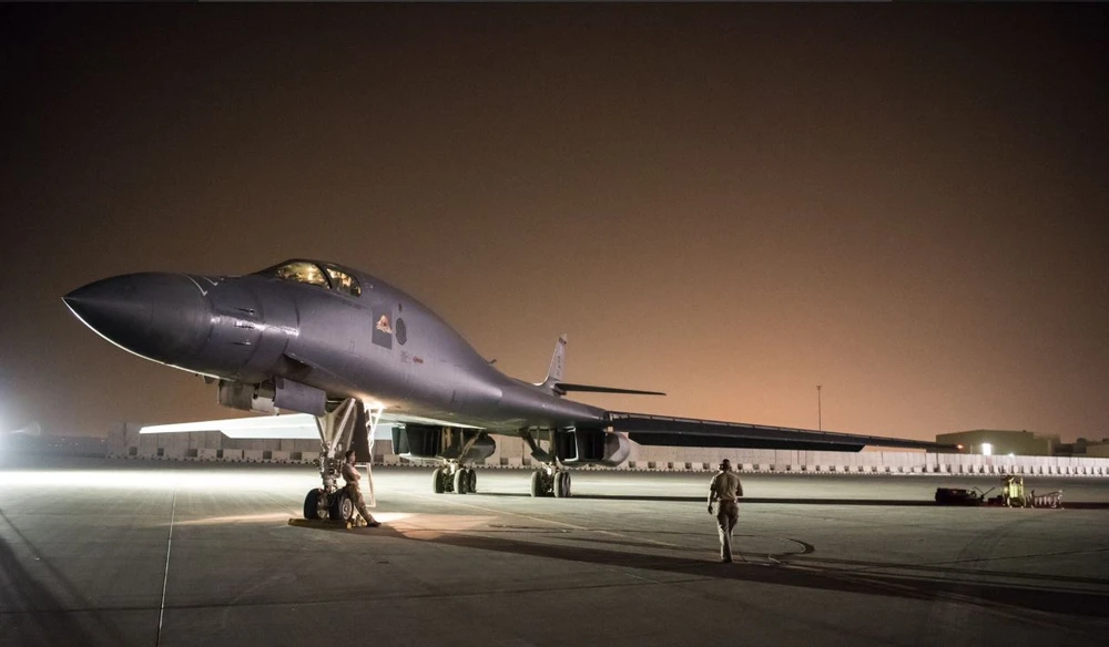 Máy bay ném bom B-1B Lancer do Boeing sản xuất. Ảnh: TWITTER