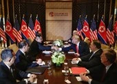 Hai ông Trump-Kim kết thúc gặp riêng, bắt đầu gặp mở rộng