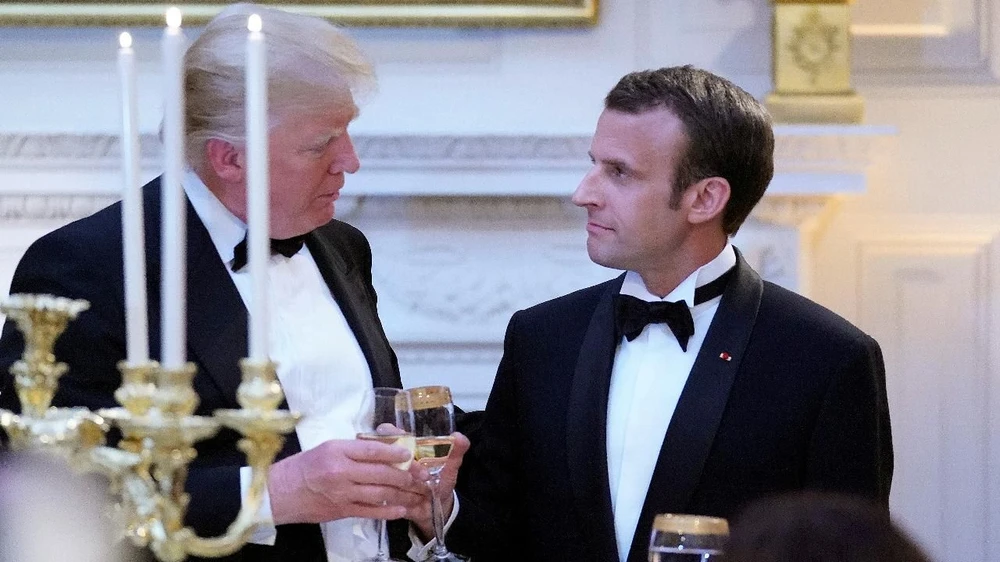 Ông Trump (trái) tiếp ông Macron (phải) tại Nhà Trắng cuối tháng 4. Ảnh: FOX NEWS