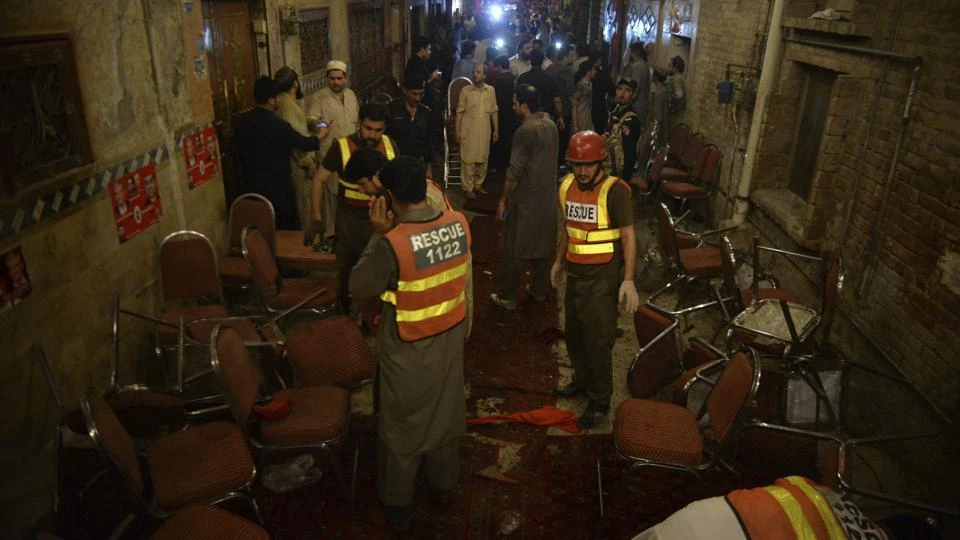 Hiện trường đánh bom tại thị trấn Bannu tỉnh Khyber Pakhtunkhwa (Pakistan) ngày 13-7. Ảnh: NEWS ON AIR