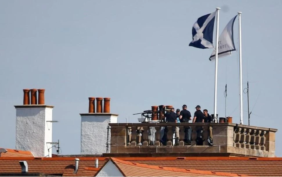 Ông Trump đánh golf ở Scotland, nói sẽ tái tranh cử 2020 ảnh 8