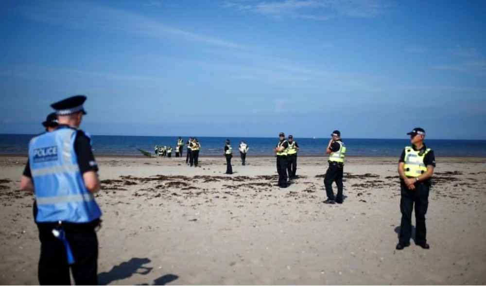 Ông Trump đánh golf ở Scotland, nói sẽ tái tranh cử 2020 ảnh 9