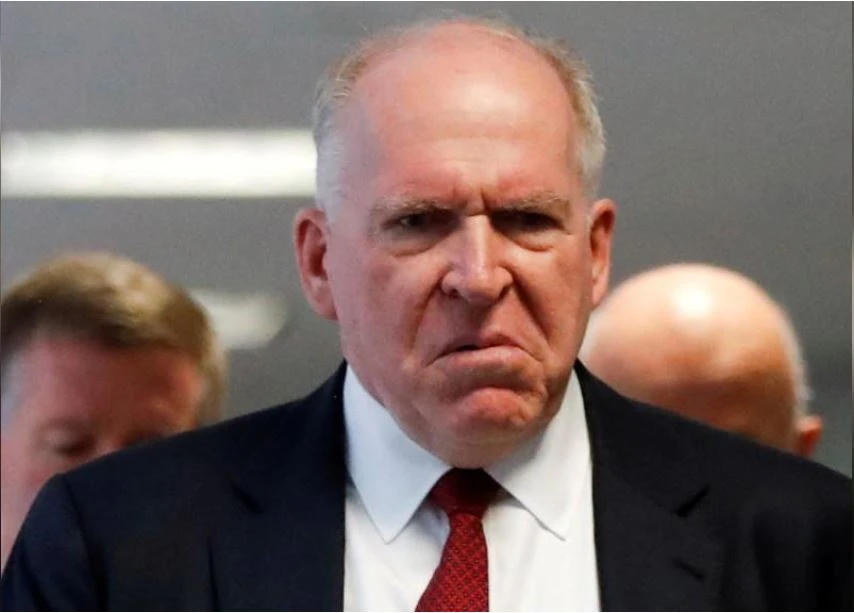 Cựu Giám đốc CIA John Brennan dự cuộc điều trần về đánh giá về kết luận của cộng đồng tình báo về “Các hoạt động và ý định của Nga trong các cuộc bầu cử gần đây của Mỹ” tại Ủy ban Tình báo Thượng viện ngày 16-5. Ảnh: REUTERS