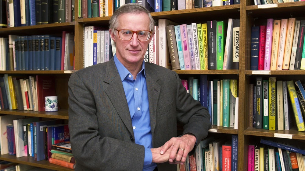 Nhà khoa học William Nordhaus được vinh danh với nghiên cứu về kinh tế học khí hậu. Ảnh: YALE UNIVERSITY