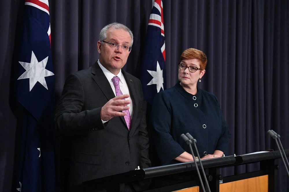 Thủ tướng Úc Scott Morrison và Ngoại trưởng Úc Marise Payne tại Quốc hội ngày 16-10. Ảnh: EPA