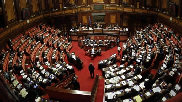 Thượng viện không được rộng rãi bằng Hạ viện. Ảnh: JOINFO.COM