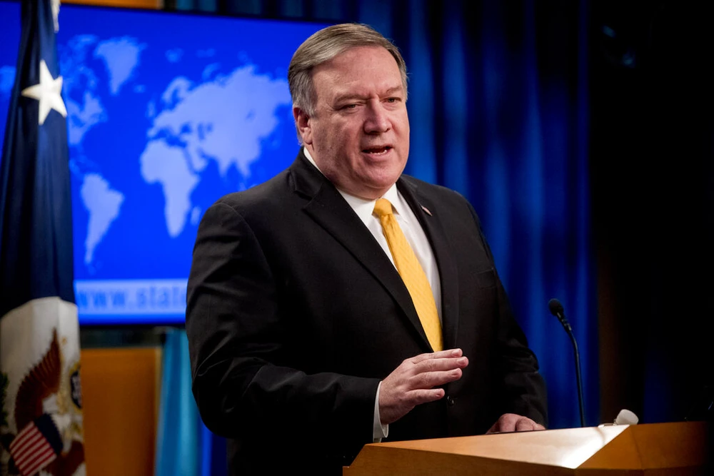 Ngoại trưởng Mỹ Mike Pompeo thông báo bắt đầu tiến trình rút khỏi Hiệp ước INF kéo dài 180 ngày. Ảnh: AP