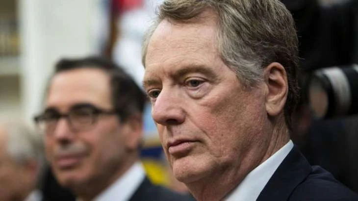 Phái đoàn Mỹ do Đại diện Thương mại Robert Lighthizer (phải) và Bộ trưởng Tài chính Steven Mnuchin (trái) dẫn đầu sẽ bắt đầu đàm phán với phái đoàn TQ do Phó Thủ tướng Lưu Hạc dẫn đầu trong 2 ngày 14 và 15-2. Ảnh: SPUTNIK