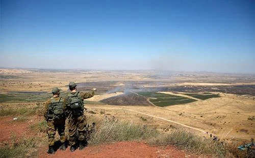 Binh sĩ Israel trên phần đất Cao nguyên Golan Israel chiếm đóng. Ảnh: REUTERS