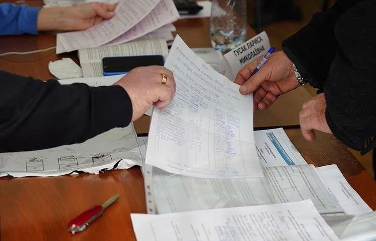 Cuộc bầu cử tổng thống Ukraine vẫn còn phải trải qua vòng bỏ phiếu thứ hai. Ảnh: TASS