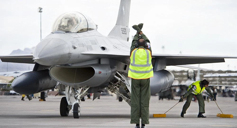 Máy bay chiến đấu F-16 của Không quân Pakistan. Ảnh: SPUTNIK