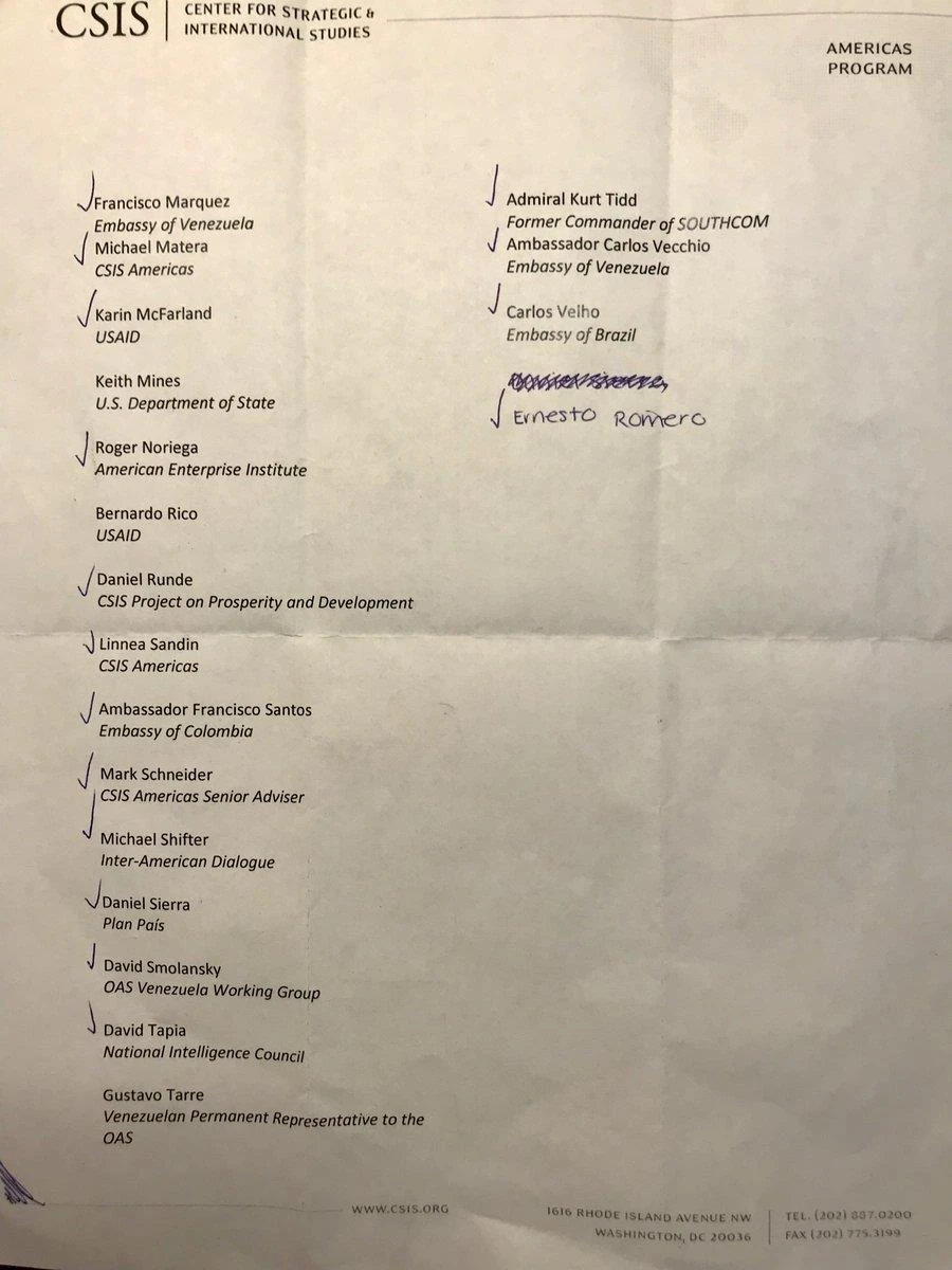 Danh sách nhà báo Max Blumenthal thu thập được. Ảnh: TWITTER