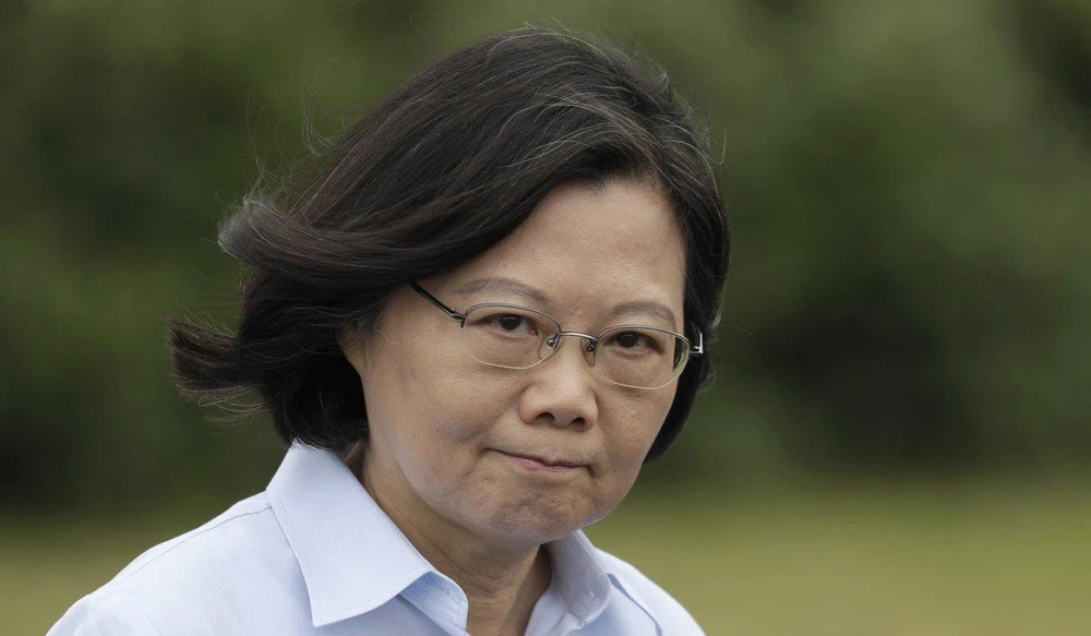 Đặc khu trưởng Hong Kong Lâm Trịnh Nguyệt Nga kêu gọi trả lời nhanh đơn của người Hong Kong muốn sang Đài Loan sống. Ảnh: EPA