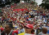 Người dân Venezuela biểu tình phản đối trừng phạt của Mỹ