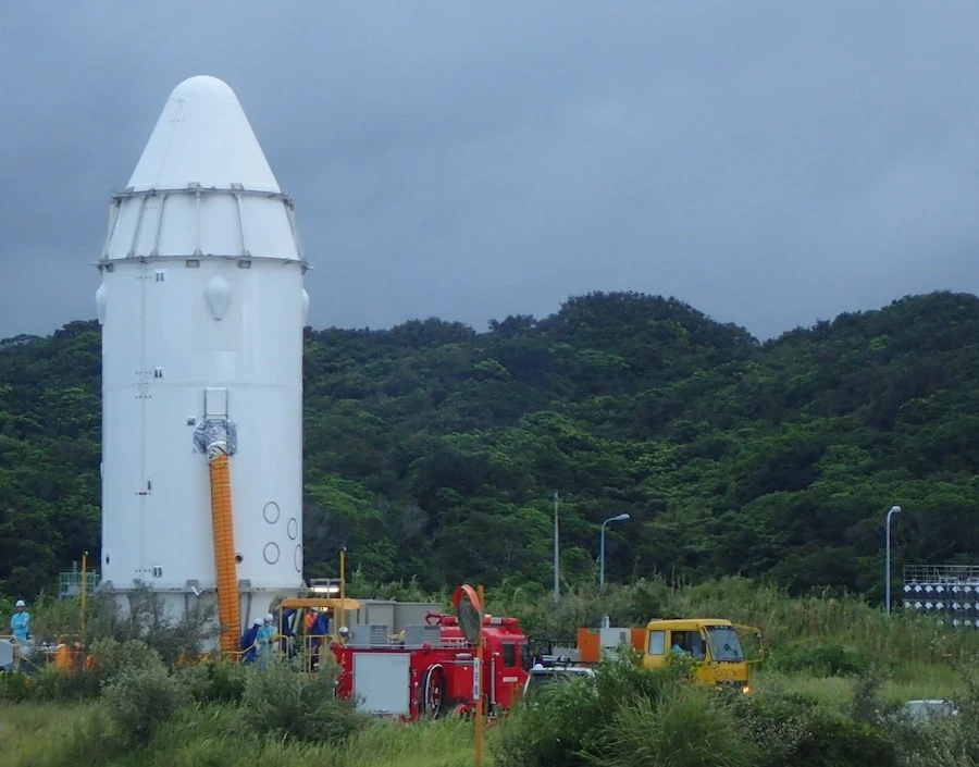 Tàu vận tải vũ trụ Kounotori 8 được chở đến Trung tâm Không gian Tanegashima ở tỉnh Kagoshima (Nhật) chuẩn bị cho vụ phóng. Ảnh: JAXA