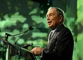 Tranh cử trễ, ông Bloomberg làm gì để bắt kịp đối thủ?