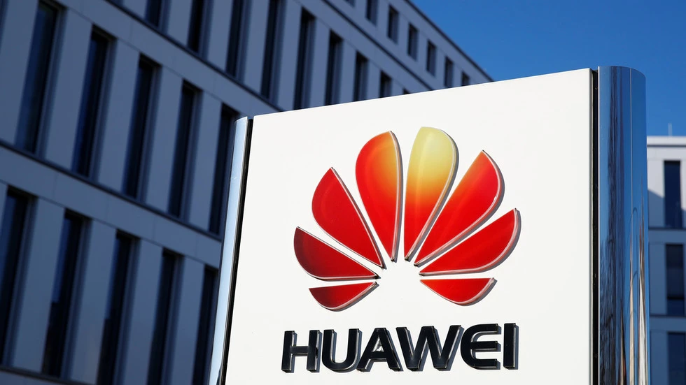 Logo Huawei tại trụ sở chính ở Duesseldorf (Đức). Ảnh: REUTERS