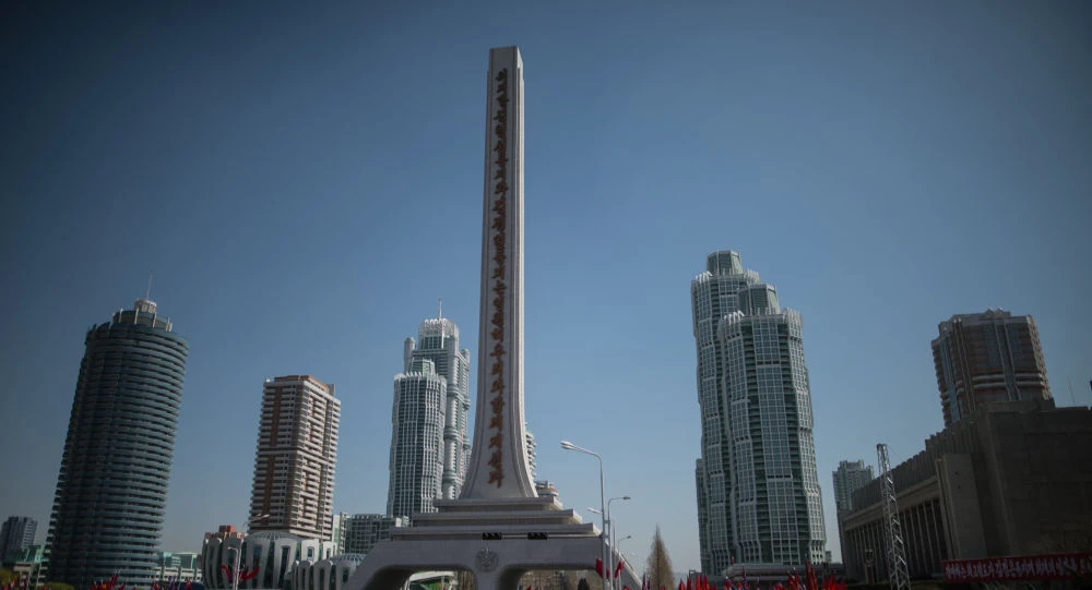 Thủ đô Bình Nhưỡng của Triều Tiên. Triều Tiên hứng chịu hàng loạt lệnh trừng phạt từ LHQ, kể từ sau khi nước này thử hạt nhân lần đầu tiên năm 2006. Ảnh: SPUTNIK