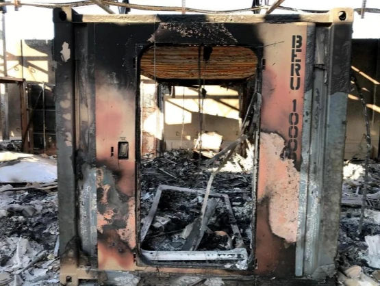 Hiện trường căn cứ không quân Ayn al-Asad ở tỉnh Anbar (Iraq) ngày 13-1, sau khi bị Iran nã tên lửa. Ảnh: REUTERS