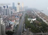Flycam: Quang cảnh Vũ Hán trong 'tâm bão' virus Corona