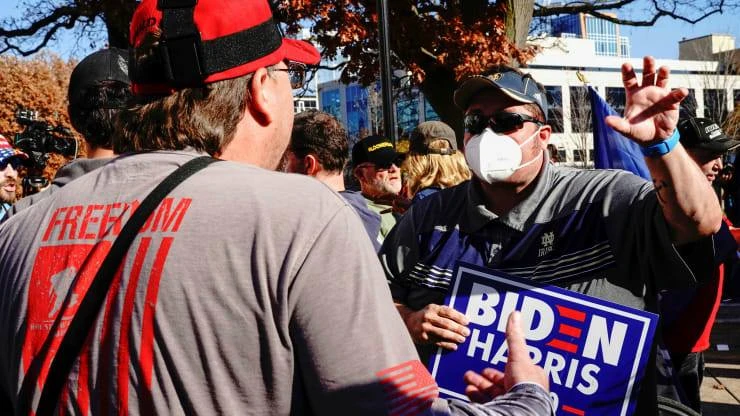 'Nước Mỹ sẽ được thế giới tôn trọng trở lại!' ảnh 14