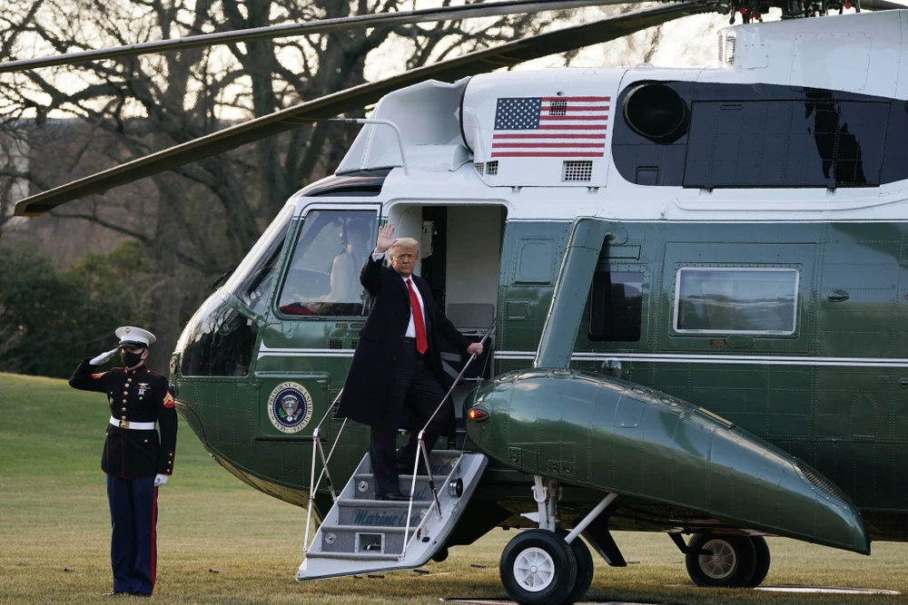 Trực tiếp: Ông Biden, bà Harris đã tuyên thệ nhậm chức ảnh 27