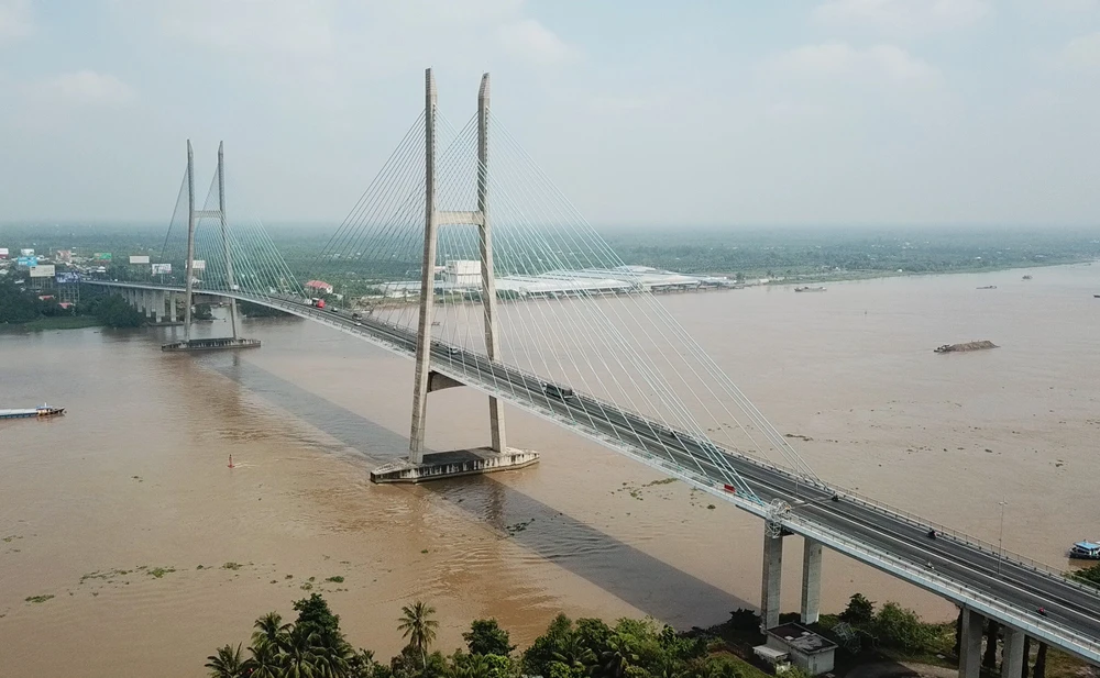 Cầu Mỹ Thuận - biểu tượng của quan hệ Việt Nam và Úc. Ảnh: Chí Quốc/TUỔI TRẺ ONLINE