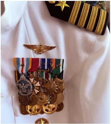 nghị sĩ Dân chủ Kelly.PNG