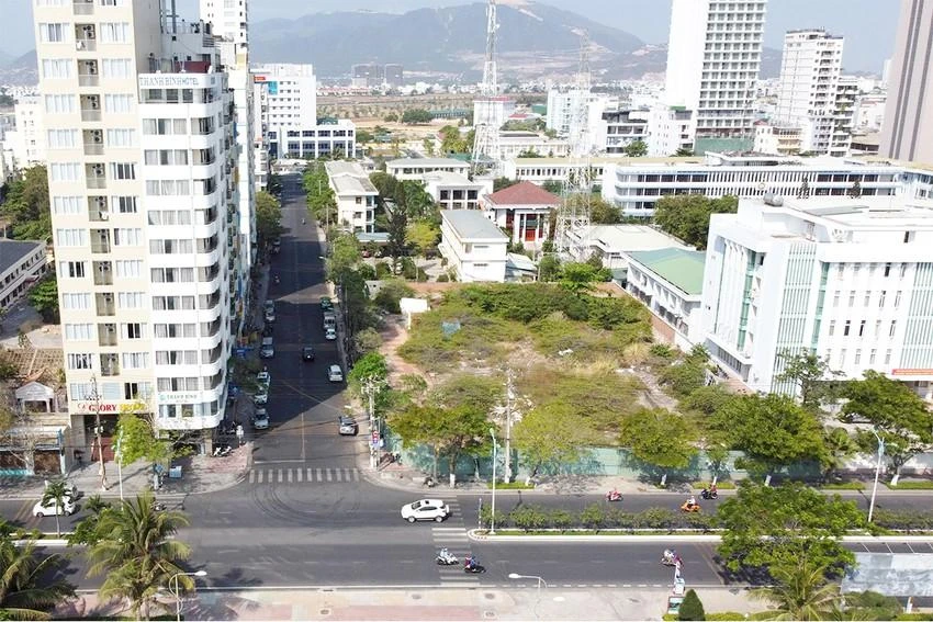 TP Nha Trang có 97 trường hợp cần xác định giá đất cụ thể trong năm 2022. Ảnh: ĐÌNH VŨ.
