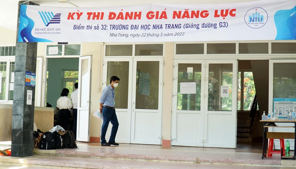Gần 3.600 thí sinh tham gia kỳ thi đánh giá năng lực đợt 2 tại Khánh Hòa. Ảnh: HUỲNH HẢI.