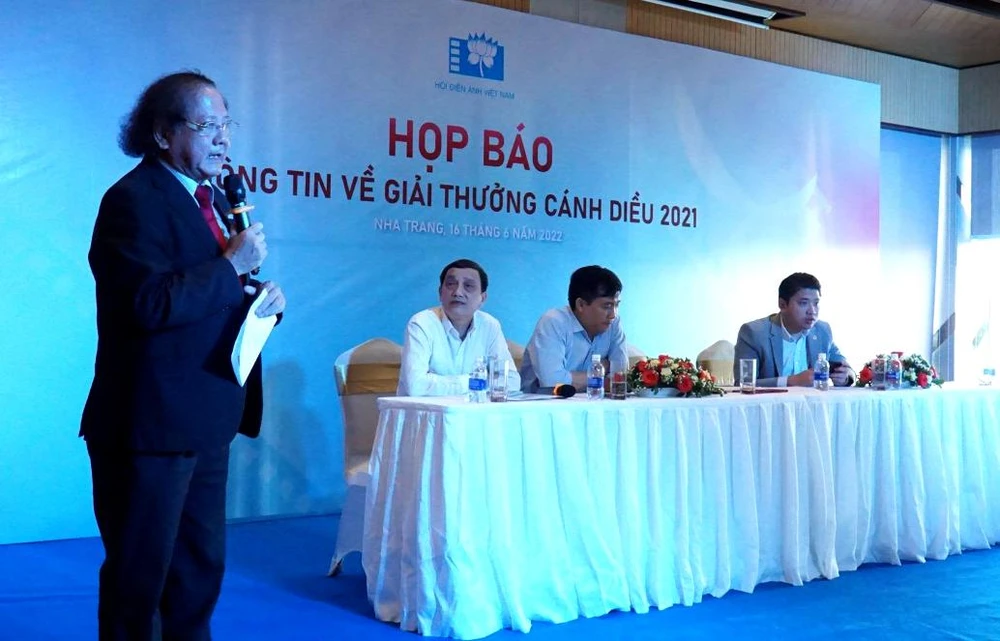 Ban tổ chức giải thưởng Cánh diều năm 2021. Ảnh: HH.